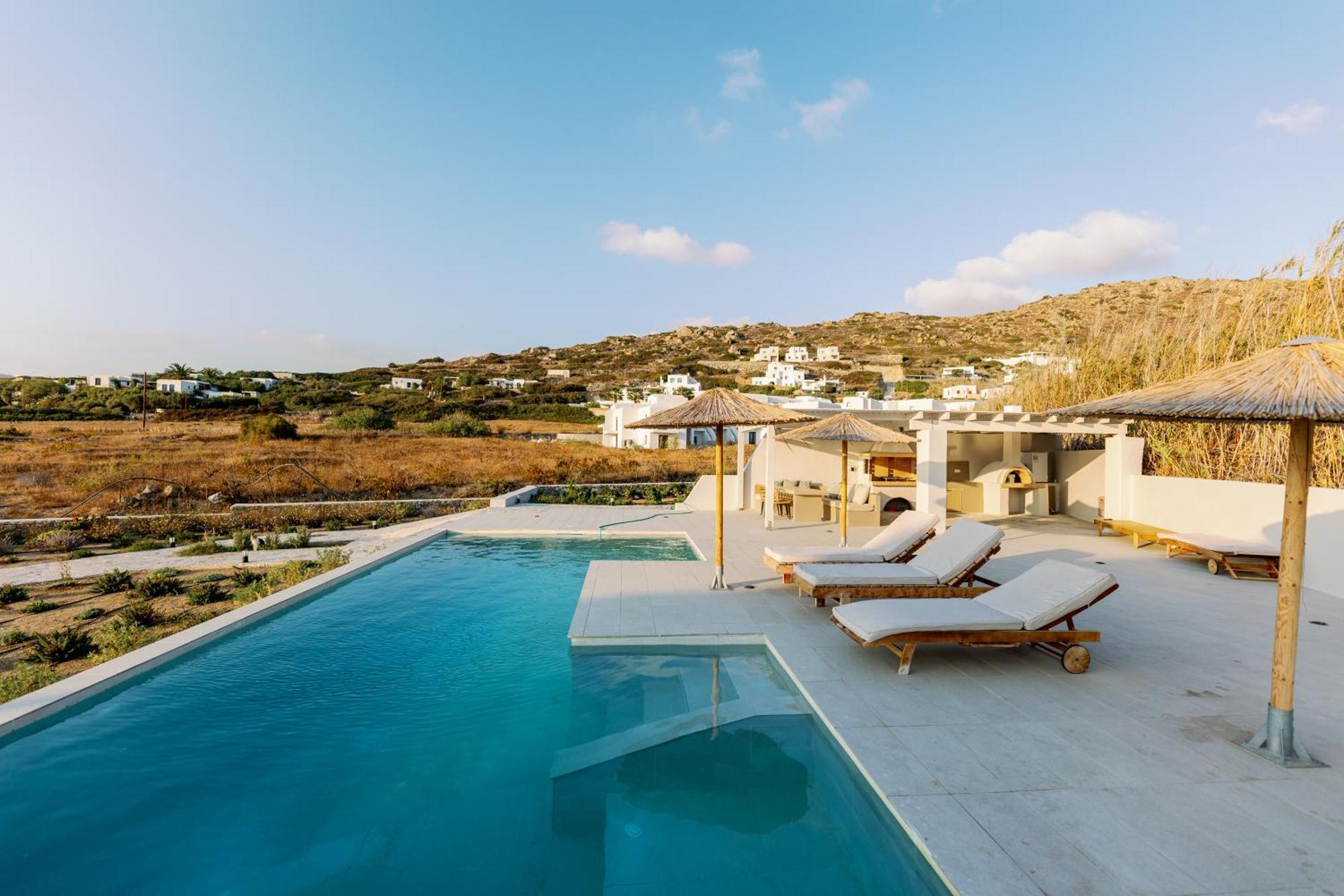 Finest -seaside With Private Swimming Pool- Mikri Vigla
